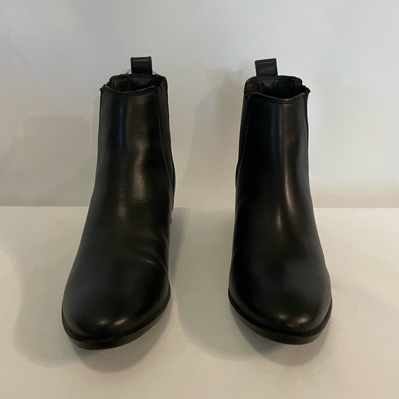 NWOB!! Steve Madden Women's Dover Ankle Boot, Black Leather, Sz 7.5 - Picture 2 of 16